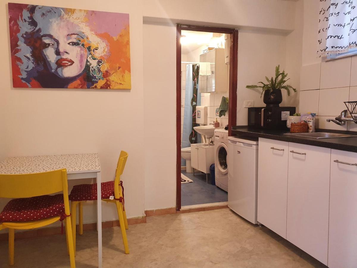 Apartment Perfect Summer Split Exterior photo